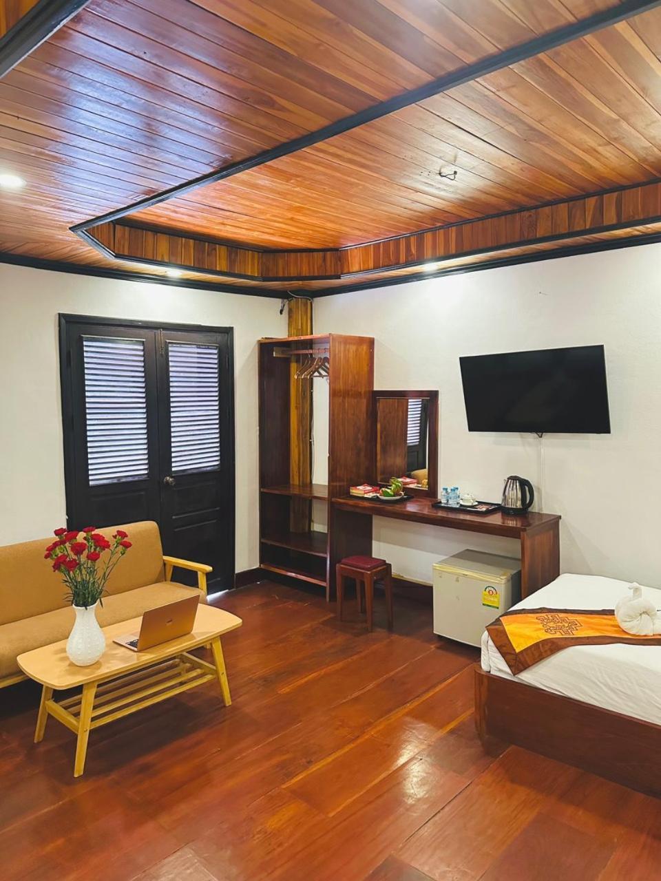 Luang Prabang Oudomlith Villa & Travel Экстерьер фото