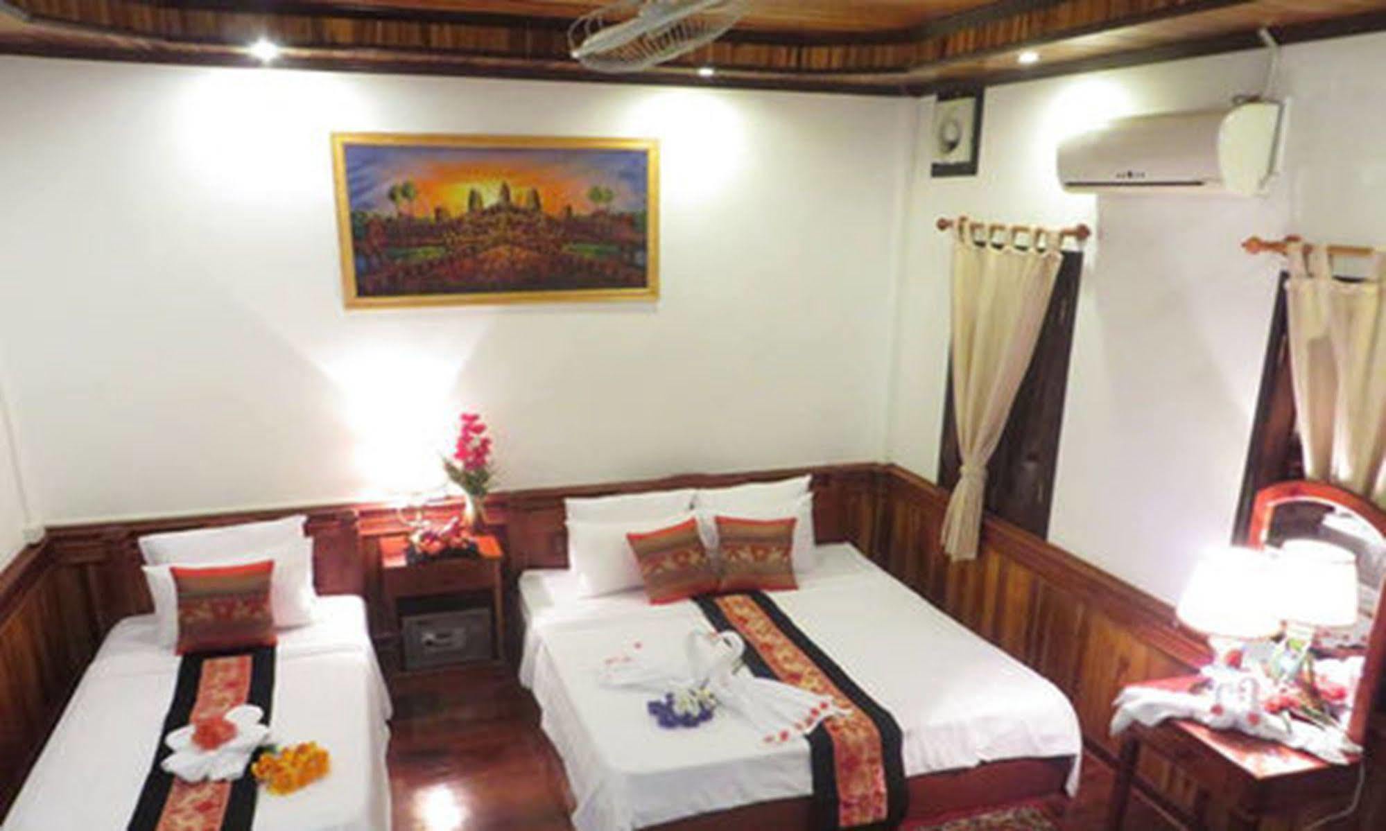 Luang Prabang Oudomlith Villa & Travel Экстерьер фото